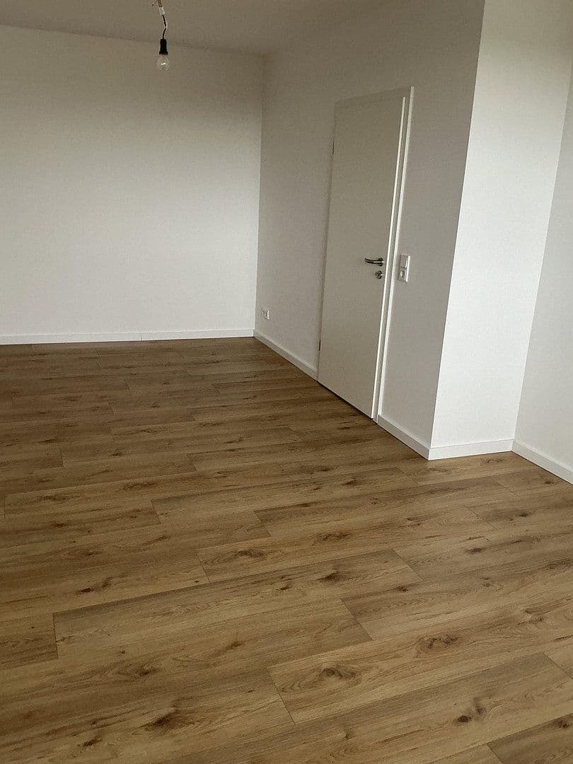 Pronájem bytu 3+1 70 m², Allerstrasse, Wolfsburg, Dolní Sasko Pronájem bytu 3+1 70 m², Allerstrasse, Wolfsburg, Dolní Sasko