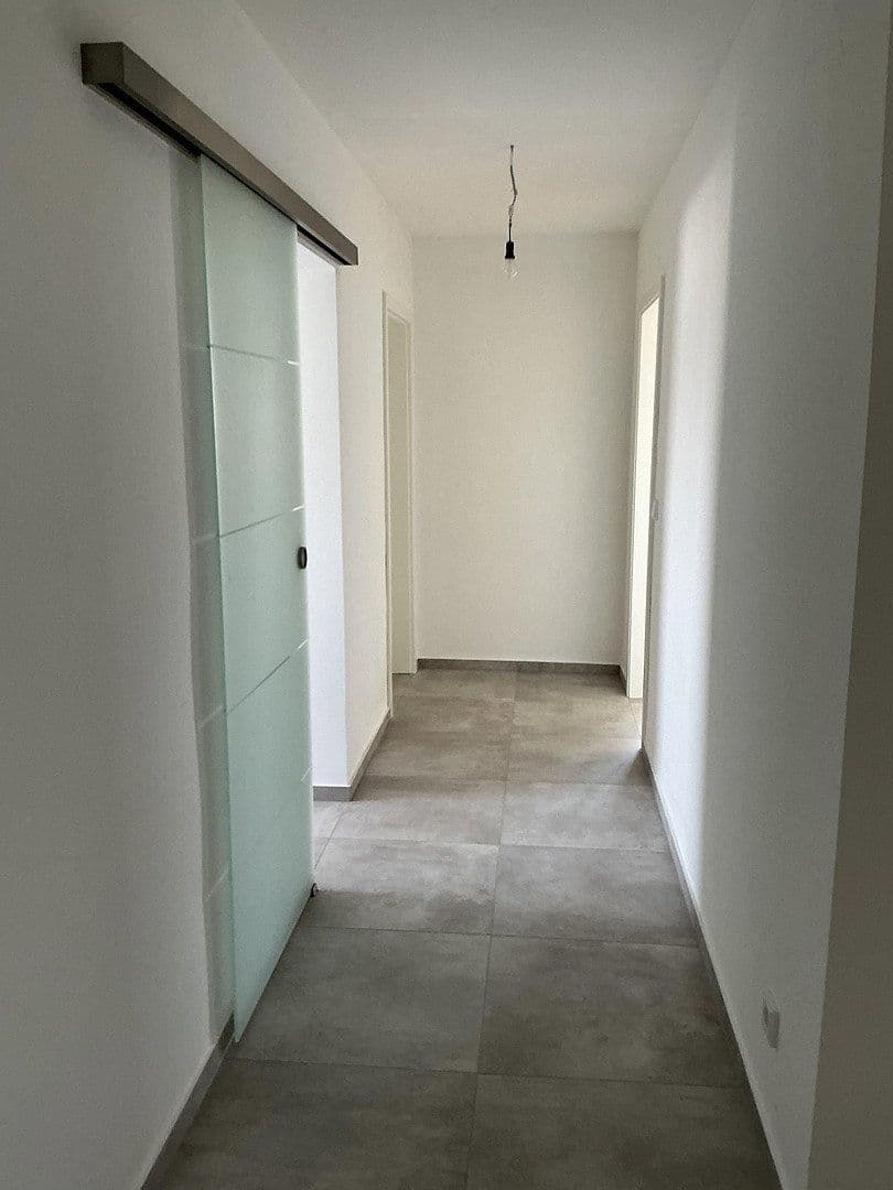 Pronájem bytu 3+1 70 m², Allerstrasse, Wolfsburg, Dolní Sasko Pronájem bytu 3+1 70 m², Allerstrasse, Wolfsburg, Dolní Sasko