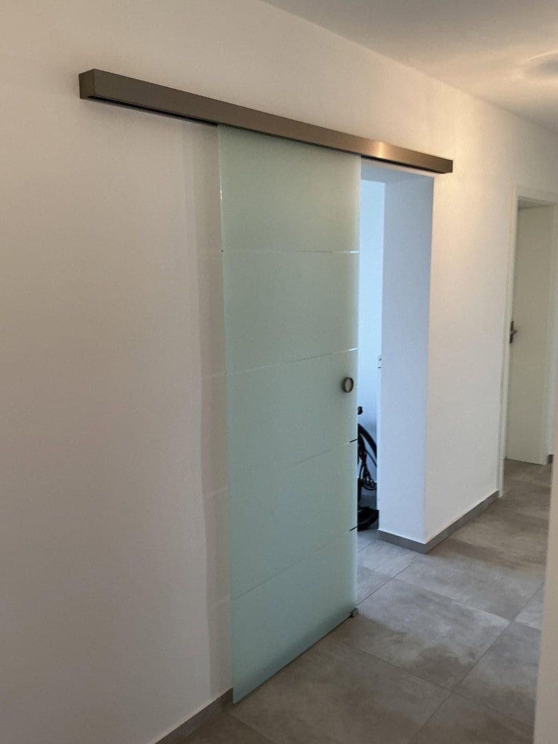 Pronájem bytu 3+1 70 m², Allerstrasse, Wolfsburg, Dolní Sasko Pronájem bytu 3+1 70 m², Allerstrasse, Wolfsburg, Dolní Sasko