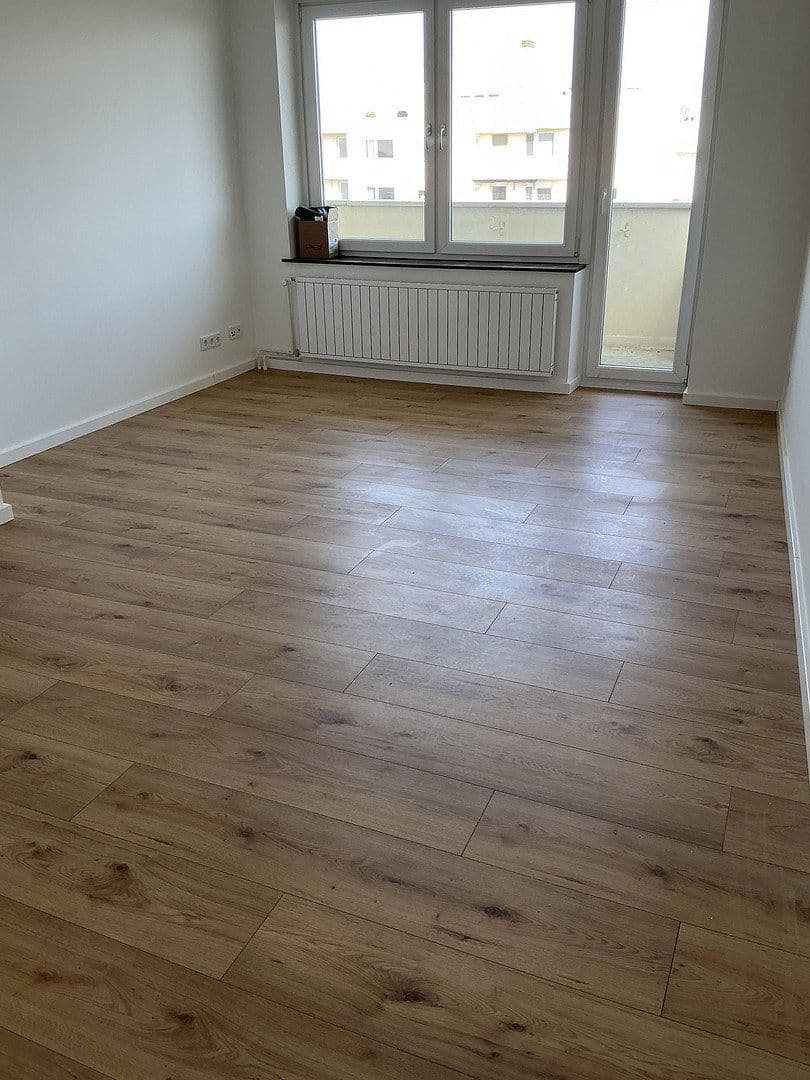 Pronájem bytu 3+1 70 m², Allerstrasse, Wolfsburg, Dolní Sasko Pronájem bytu 3+1 70 m², Allerstrasse, Wolfsburg, Dolní Sasko