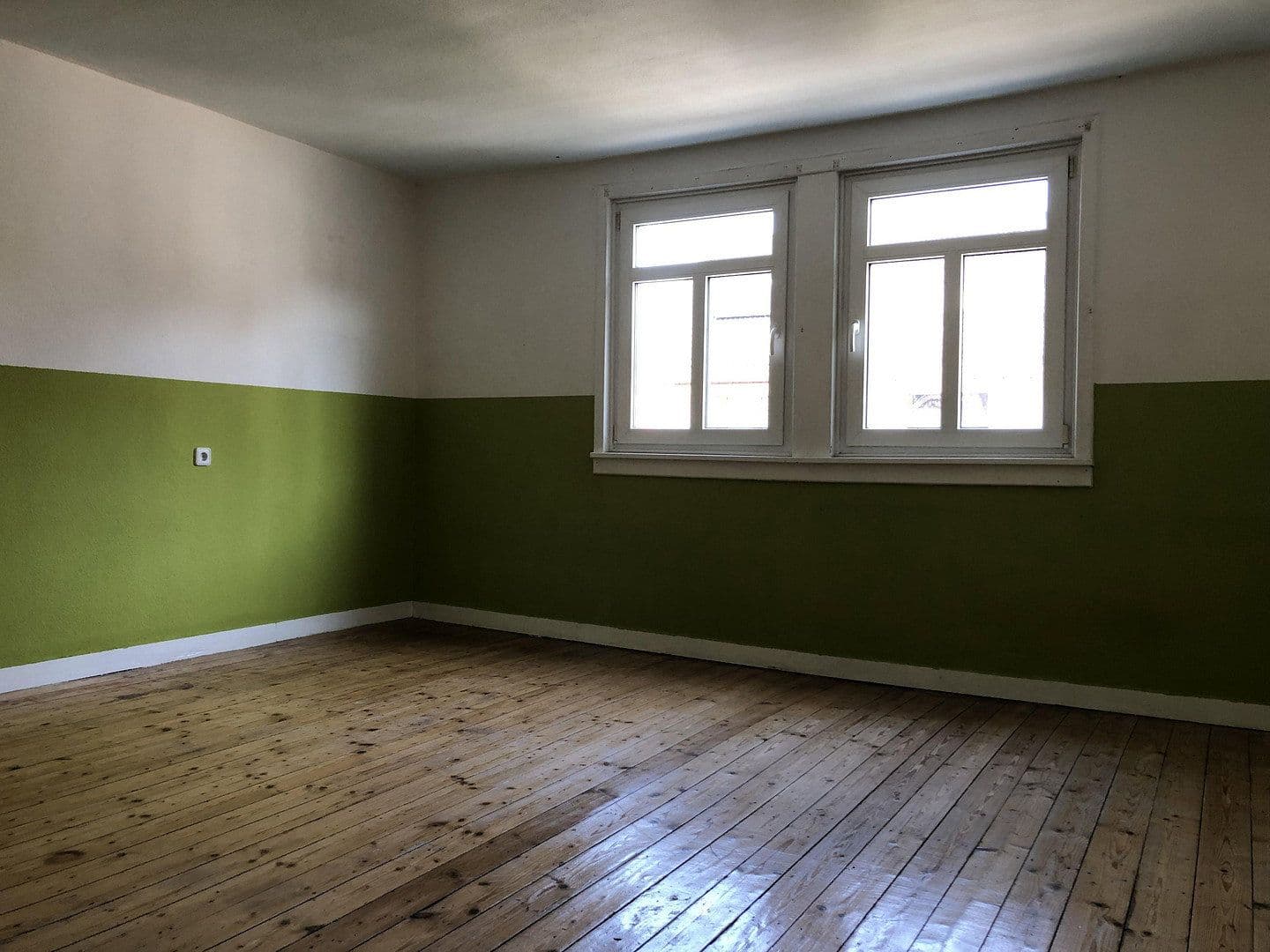 Pronájem bytu 3+1 106 m², Fränkisch-Crumbach, Hessen Pronájem bytu 3+1 106 m², Fränkisch-Crumbach, Hessen