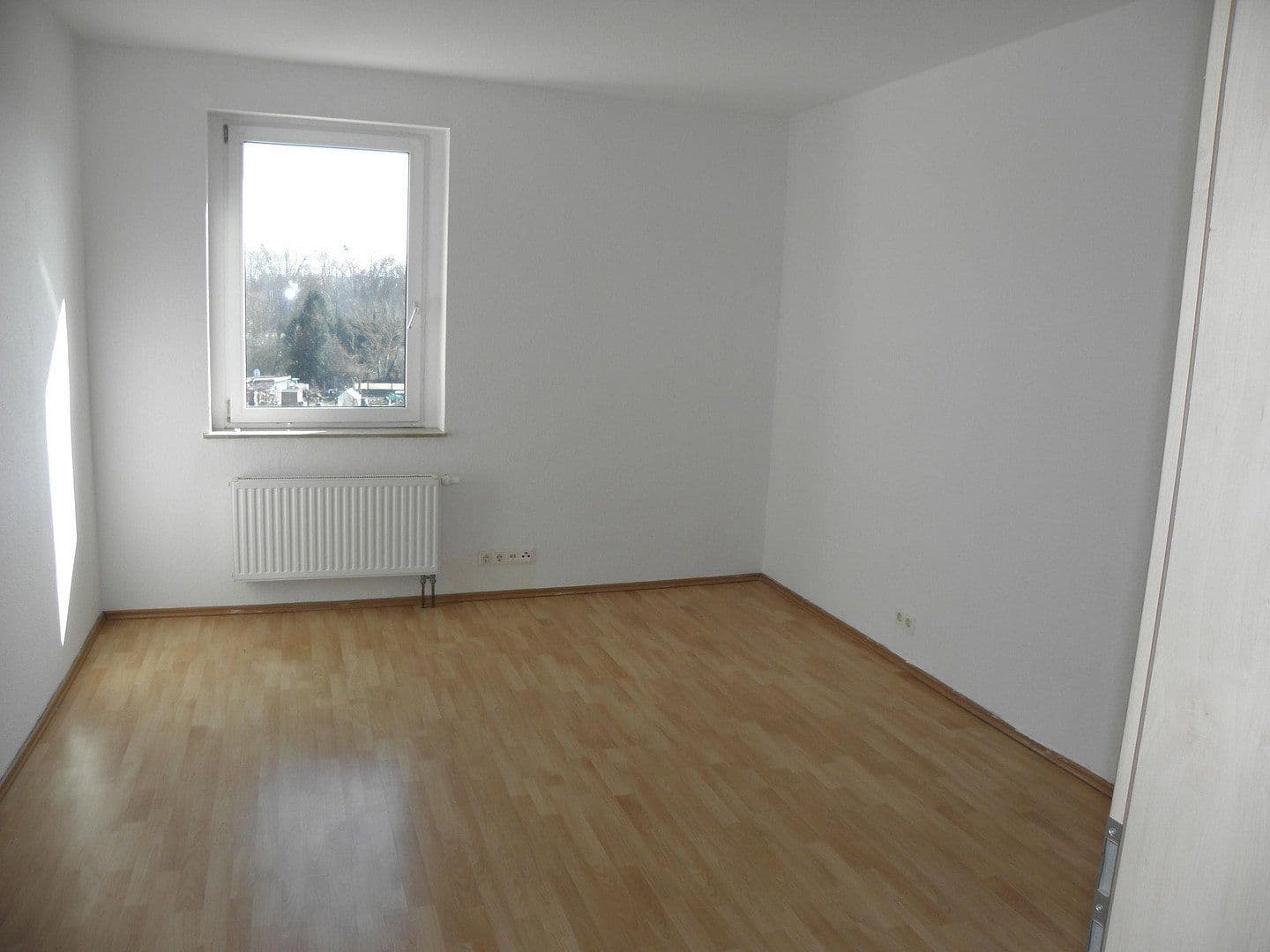 Pronájem bytu 2+1 60 m², Wernigeröder Straße 44, Magdeburg, Sasko-Anhaltsko Pronájem bytu 2+1 60 m², Wernigeröder Straße 44, Magdeburg, Sasko-Anhaltsko