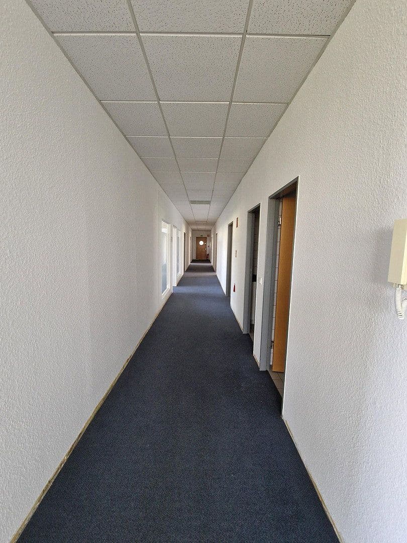 Pronájem kanceláře 355 m², Angermunder Straße 126, Düsseldorf - Angermund, Severní Porýní-Vestfálsko Pronájem kanceláře 355 m², Angermunder Straße 126, Düsseldorf - Angermund, Severní Porýní-Vestfálsko