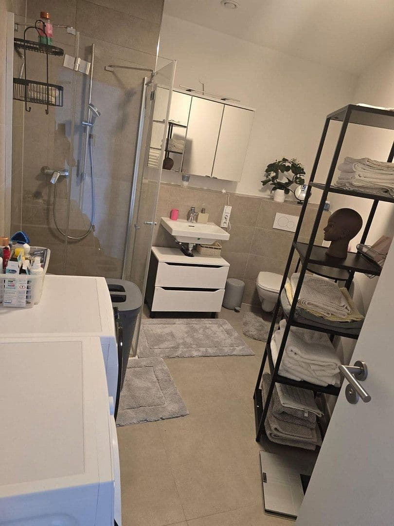 Pronájem bytu 2+kk 68 m², Frankfurt am Main, Hessen Pronájem bytu 2+kk 68 m², Frankfurt am Main, Hessen