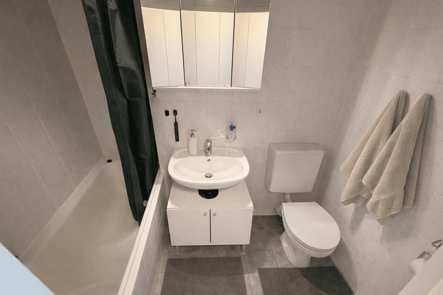 Prodej bytu 1+1 31 m², Kurt-Eisner-Str. 41, München, Bavorsko Prodej bytu 1+1 31 m², Kurt-Eisner-Str. 41, München, Bavorsko