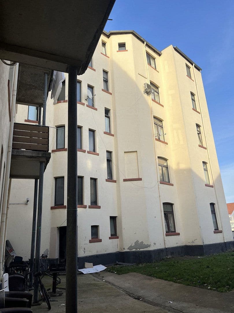 Prodej domu 1.040 m², pozemek 721 m², Andernacher Str.82-84, Koblenz, Porýní-Falc Prodej domu 1.040 m², pozemek 721 m², Andernacher Str.82-84, Koblenz, Porýní-Falc