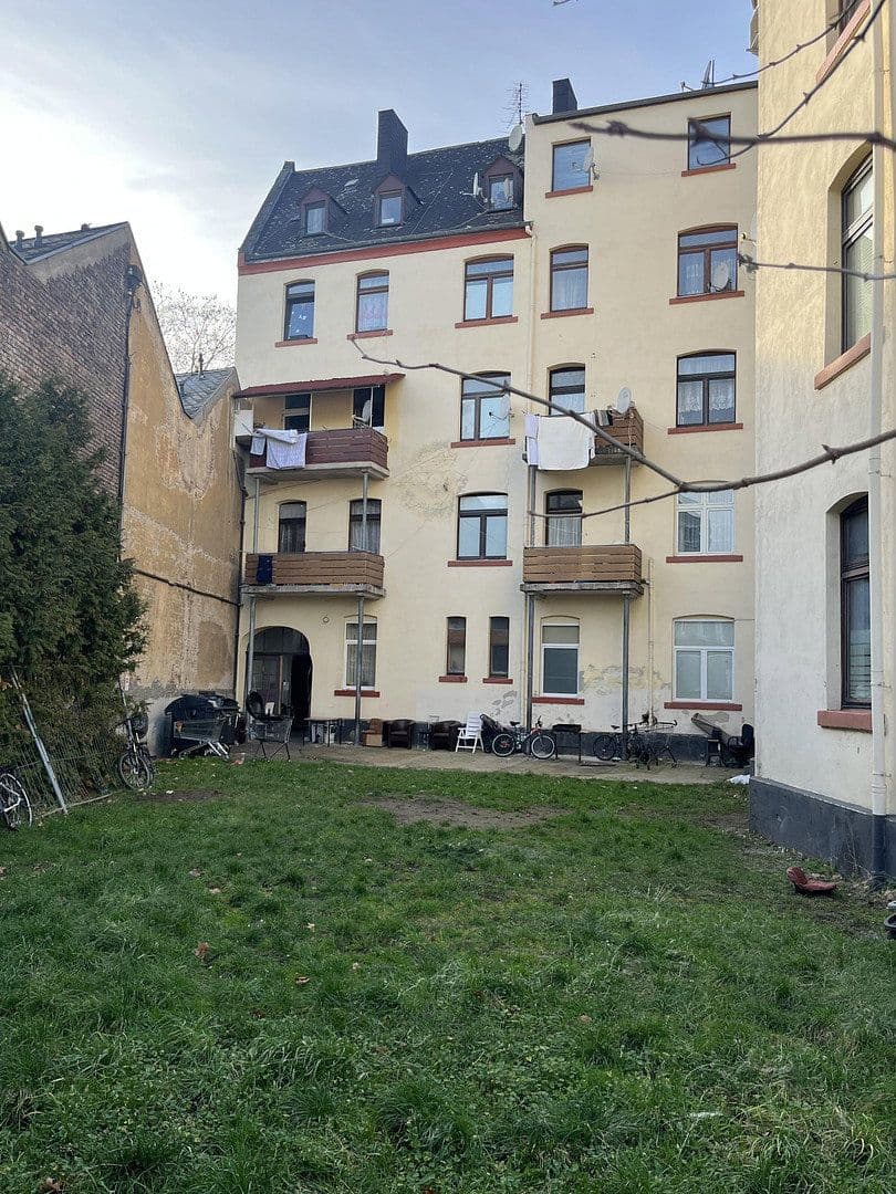 Prodej domu 1.040 m², pozemek 721 m², Andernacher Str.82-84, Koblenz, Porýní-Falc Prodej domu 1.040 m², pozemek 721 m², Andernacher Str.82-84, Koblenz, Porýní-Falc