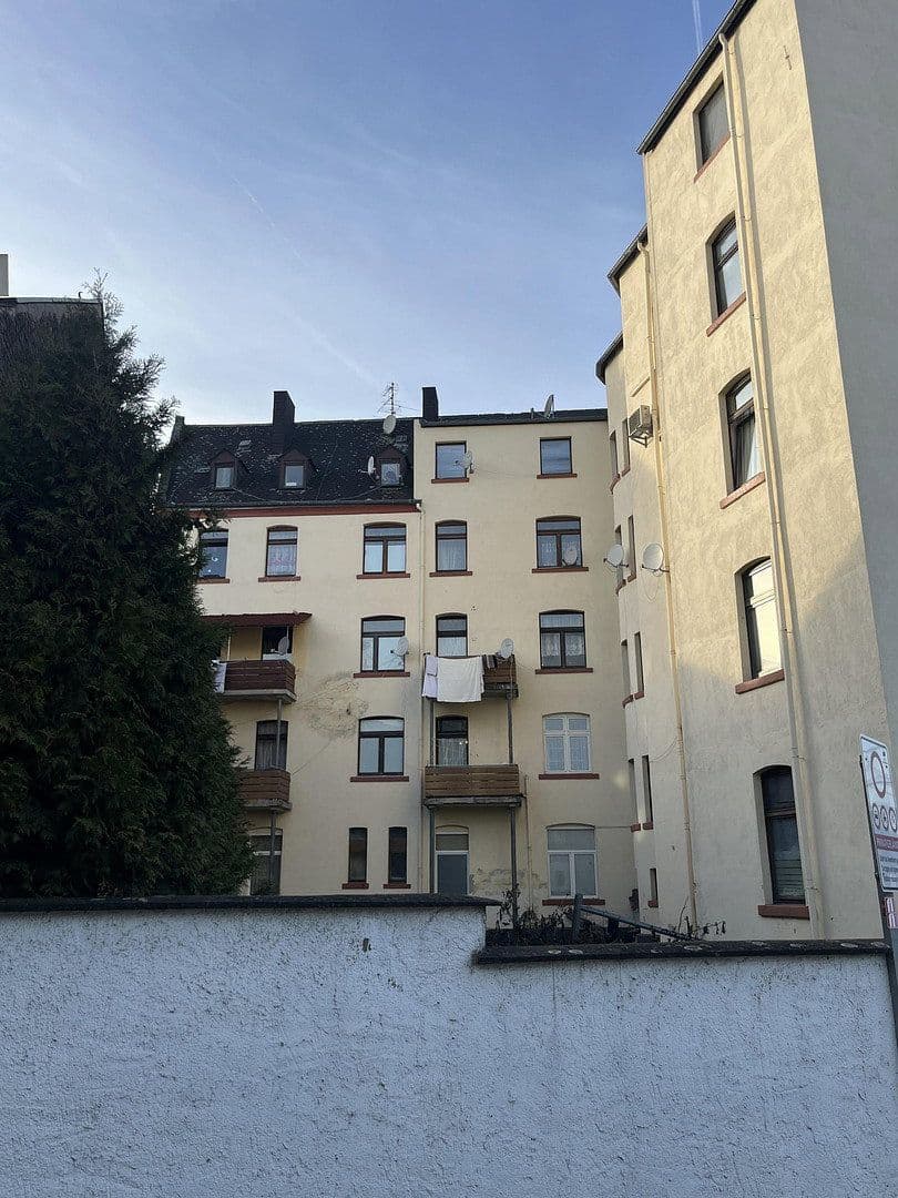 Prodej domu 1.040 m², pozemek 721 m², Andernacher Str.82-84, Koblenz, Porýní-Falc Prodej domu 1.040 m², pozemek 721 m², Andernacher Str.82-84, Koblenz, Porýní-Falc