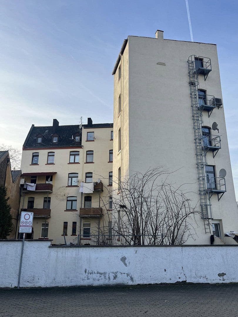 Prodej domu 1.040 m², pozemek 721 m², Andernacher Str.82-84, Koblenz, Porýní-Falc Prodej domu 1.040 m², pozemek 721 m², Andernacher Str.82-84, Koblenz, Porýní-Falc
