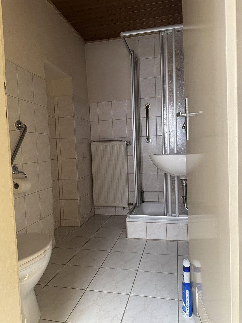 Prodej domu 149 m², pozemek 381 m², Engelstraße 6, Philippsburg, Bádensko-Württembersko Prodej domu 149 m², pozemek 381 m², Engelstraße 6, Philippsburg, Bádensko-Württembersko