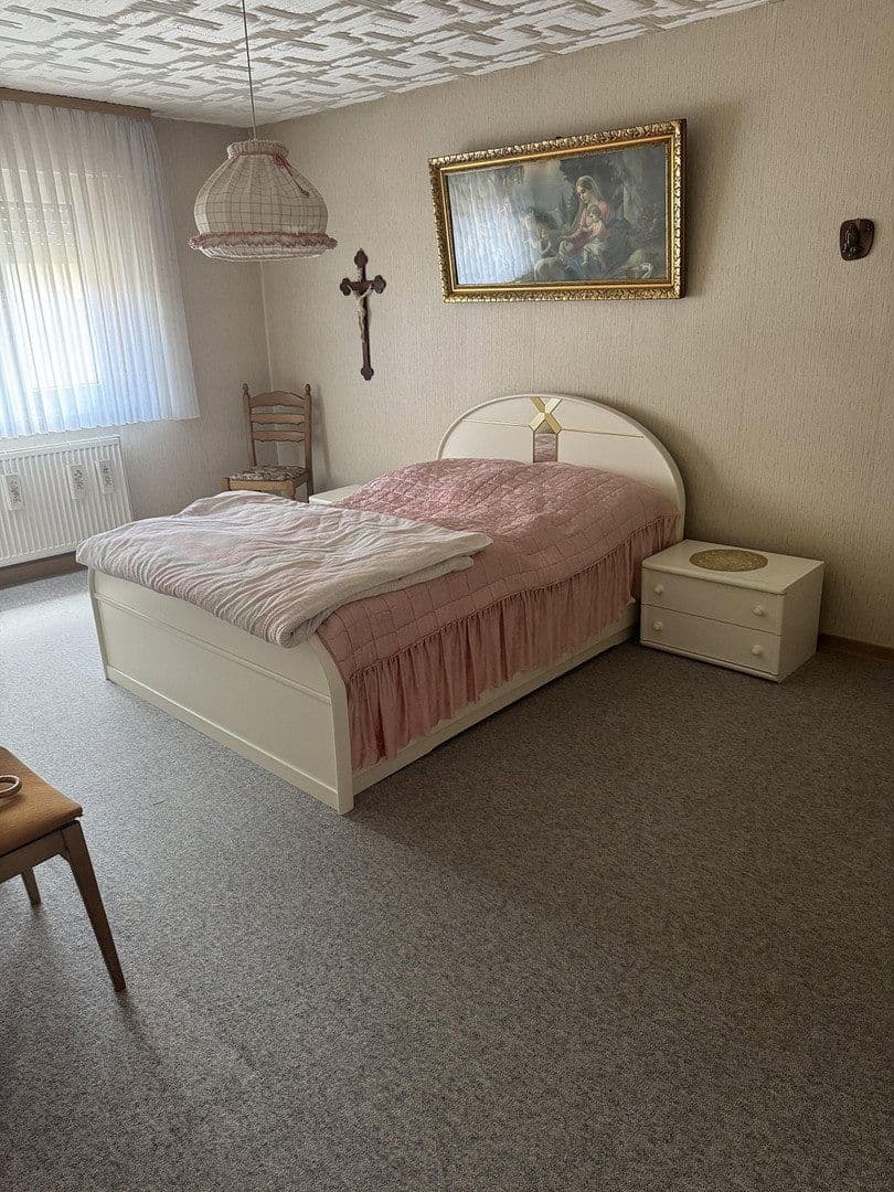 Prodej domu 149 m², pozemek 381 m², Engelstraße 6, Philippsburg, Bádensko-Württembersko Prodej domu 149 m², pozemek 381 m², Engelstraße 6, Philippsburg, Bádensko-Württembersko