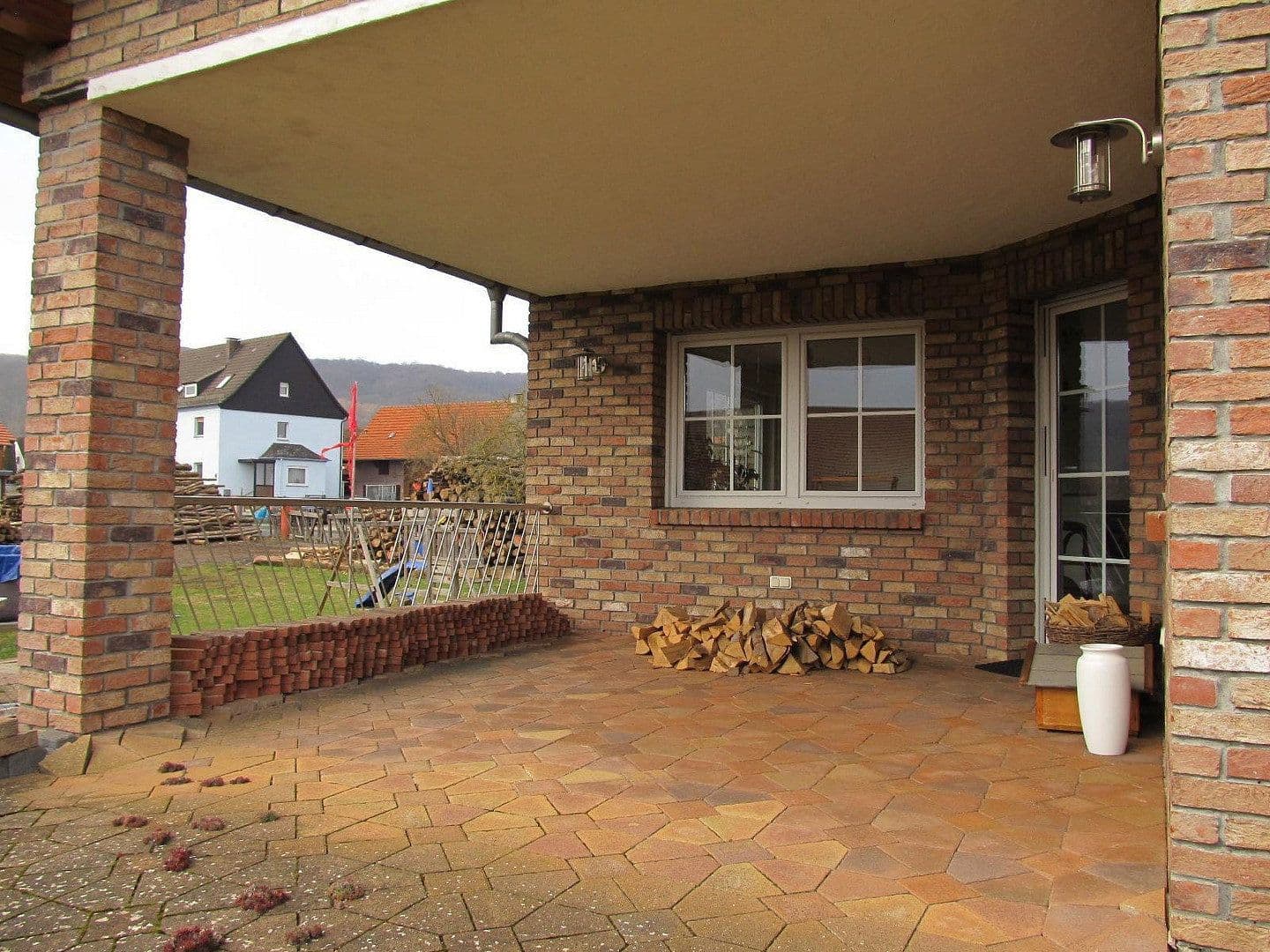 Prodej domu 210 m², pozemek 694 m², Hohenroda, Hessen Prodej domu 210 m², pozemek 694 m², Hohenroda, Hessen