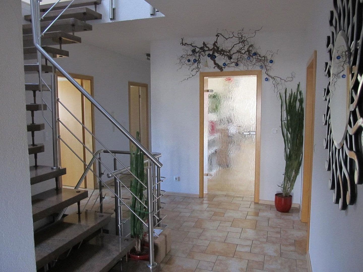 Prodej domu 210 m², pozemek 694 m², Hohenroda, Hessen Prodej domu 210 m², pozemek 694 m², Hohenroda, Hessen