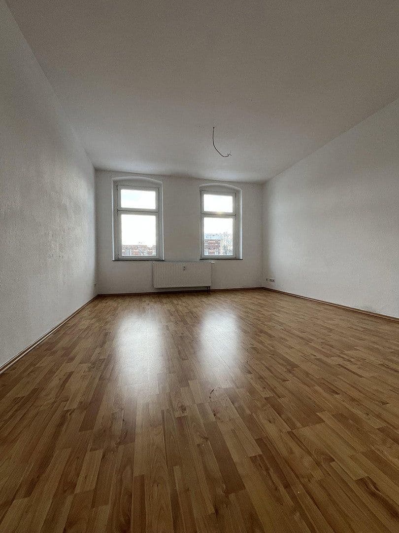 Pronájem bytu 5+1 110 m², Voigtstraße 32, Chemnitz, Sasko Pronájem bytu 5+1 110 m², Voigtstraße 32, Chemnitz, Sasko
