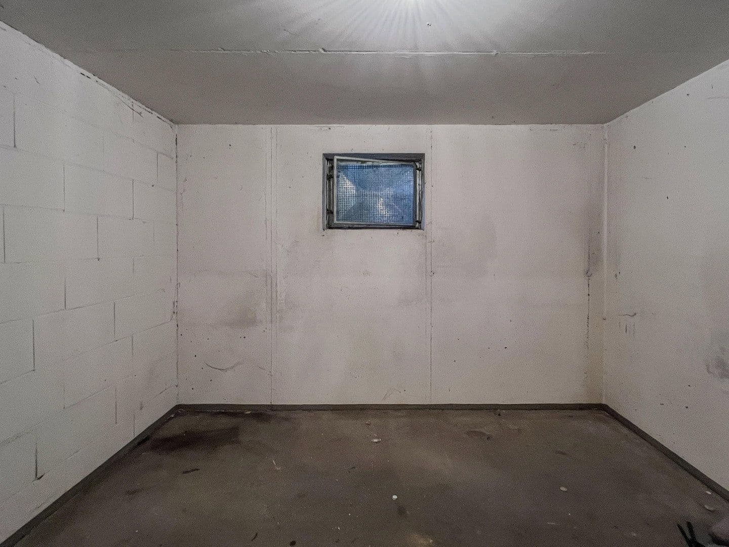 Prodej bytu 4+1 92 m², Pfälzerstraße 33, Neckarsulm, Bádensko-Württembersko Prodej bytu 4+1 92 m², Pfälzerstraße 33, Neckarsulm, Bádensko-Württembersko