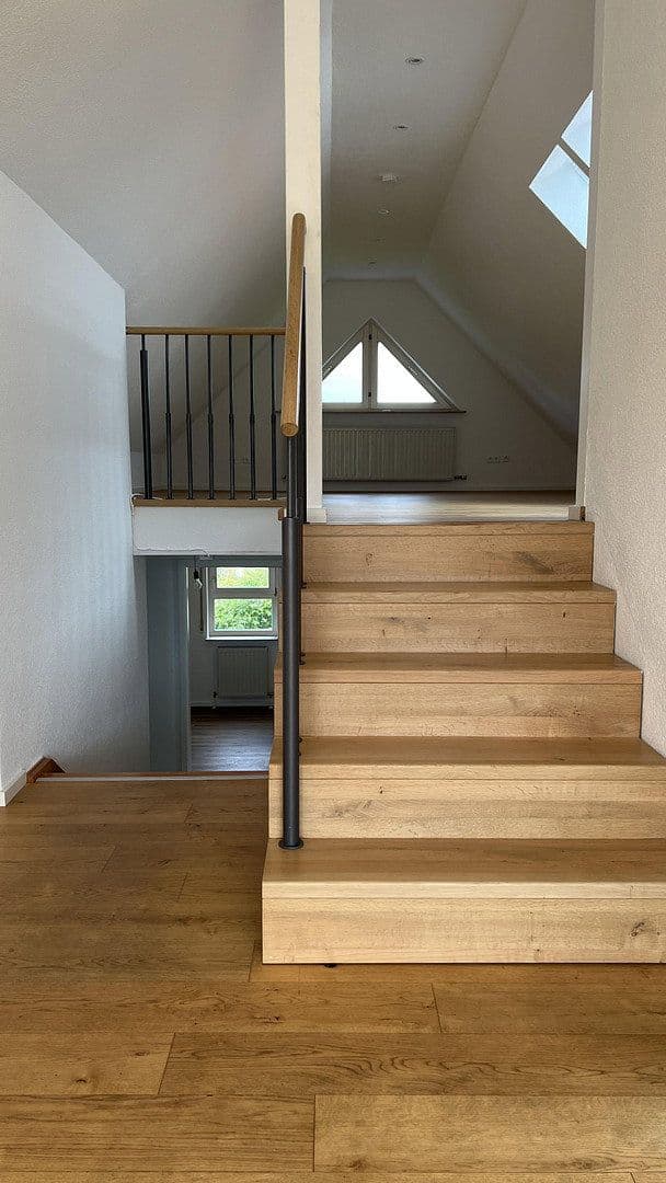 Prodej bytu 4+1 92 m², Pfälzerstraße 33, Neckarsulm, Bádensko-Württembersko Prodej bytu 4+1 92 m², Pfälzerstraße 33, Neckarsulm, Bádensko-Württembersko