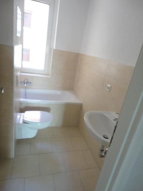 Pronájem bytu 4+1 98 m², Magdeburg, Sasko-Anhaltsko Pronájem bytu 4+1 98 m², Magdeburg, Sasko-Anhaltsko