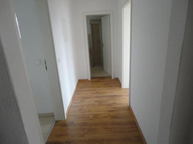 Pronájem bytu 4+1 98 m², Magdeburg, Sasko-Anhaltsko Pronájem bytu 4+1 98 m², Magdeburg, Sasko-Anhaltsko