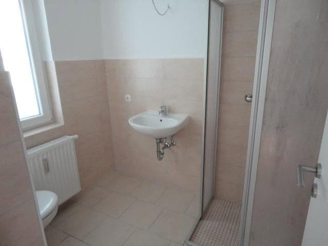 Pronájem bytu 4+1 98 m², Magdeburg, Sasko-Anhaltsko Pronájem bytu 4+1 98 m², Magdeburg, Sasko-Anhaltsko