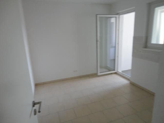 Pronájem bytu 4+1 98 m², Magdeburg, Sasko-Anhaltsko Pronájem bytu 4+1 98 m², Magdeburg, Sasko-Anhaltsko