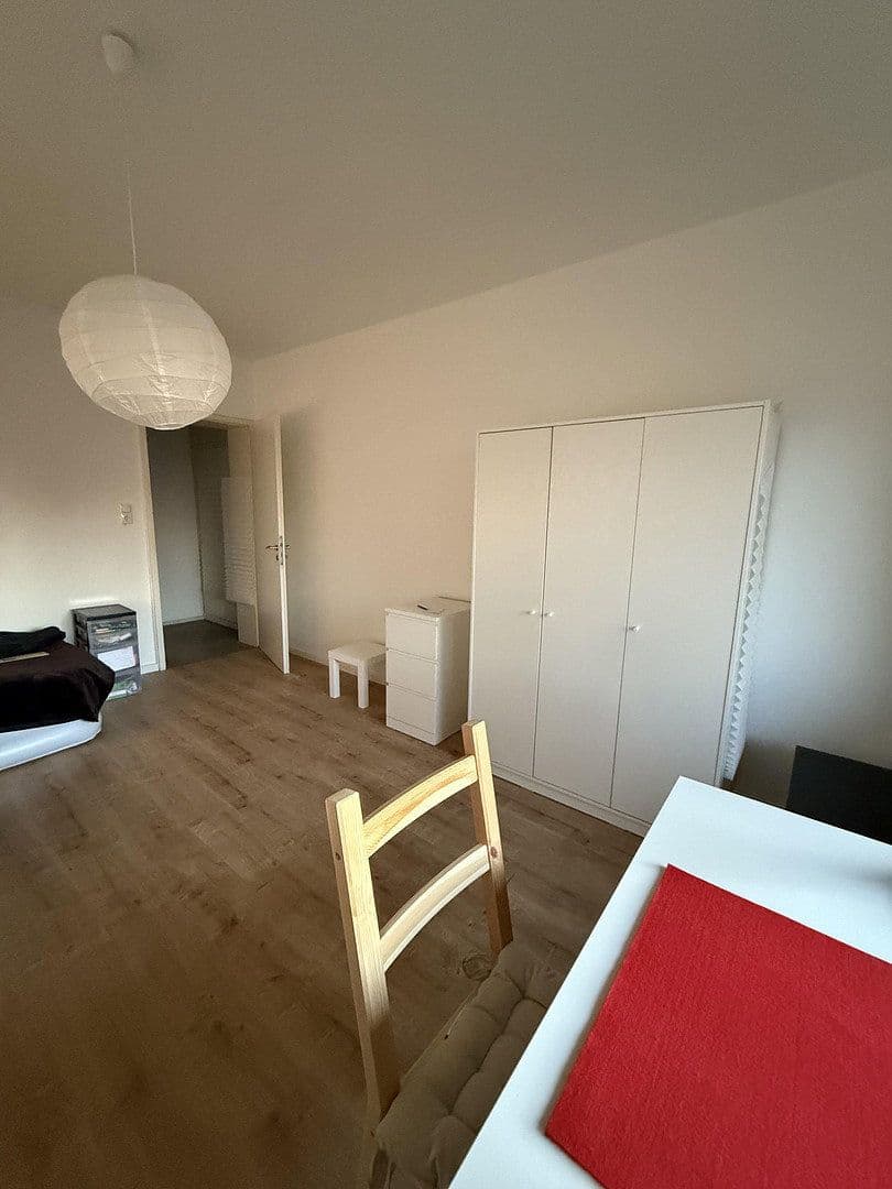 Pronájem bytu 4+1 26 m², Heidelberg, Bádensko-Württembersko Pronájem bytu 4+1 26 m², Heidelberg, Bádensko-Württembersko