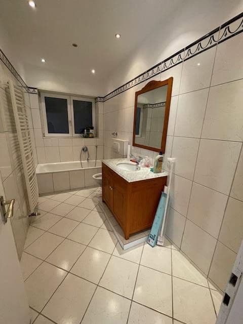 Pronájem bytu 4+1 26 m², Heidelberg, Bádensko-Württembersko Pronájem bytu 4+1 26 m², Heidelberg, Bádensko-Württembersko