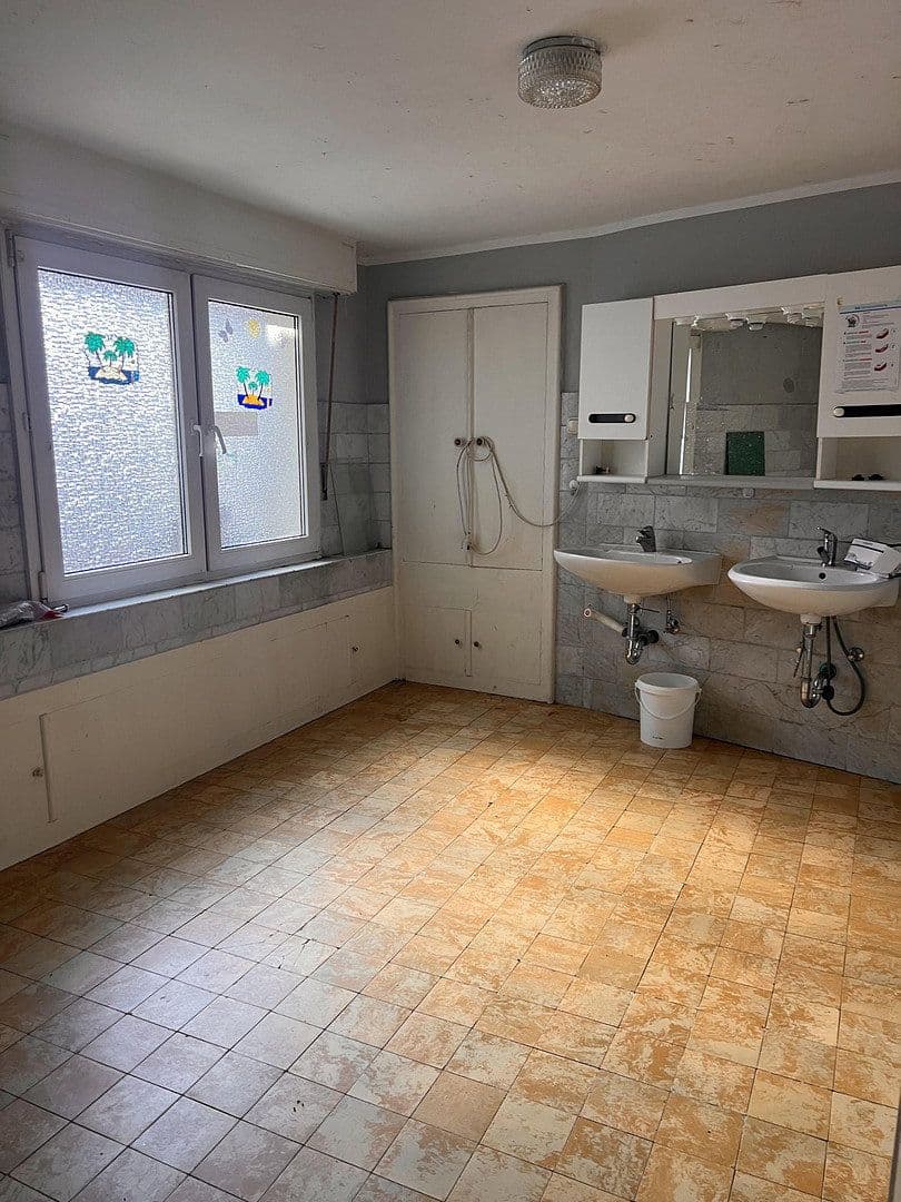 Prodej domu 200 m², pozemek 290 m², Wissen, Porýní-Falc Prodej domu 200 m², pozemek 290 m², Wissen, Porýní-Falc