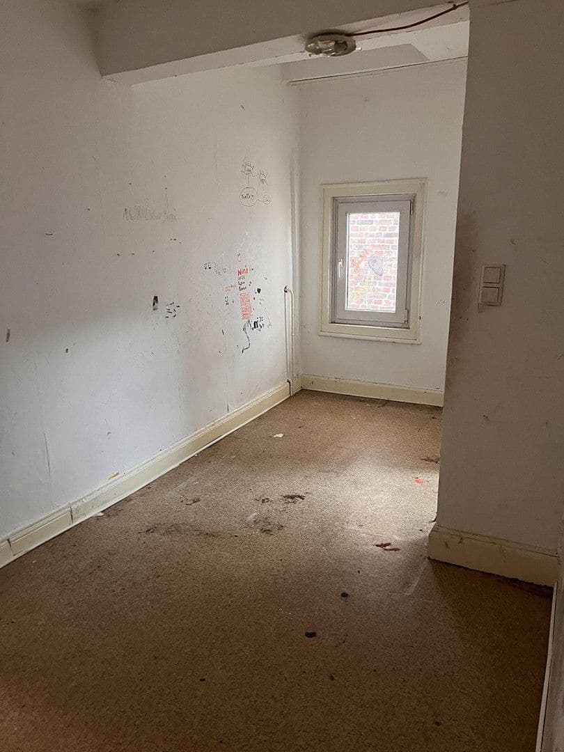 Prodej domu 200 m², pozemek 290 m², Wissen, Porýní-Falc Prodej domu 200 m², pozemek 290 m², Wissen, Porýní-Falc