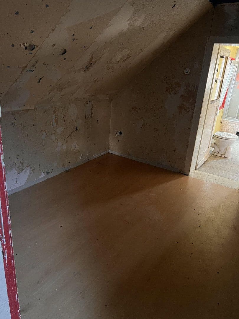 Prodej domu 200 m², pozemek 290 m², Wissen, Porýní-Falc Prodej domu 200 m², pozemek 290 m², Wissen, Porýní-Falc