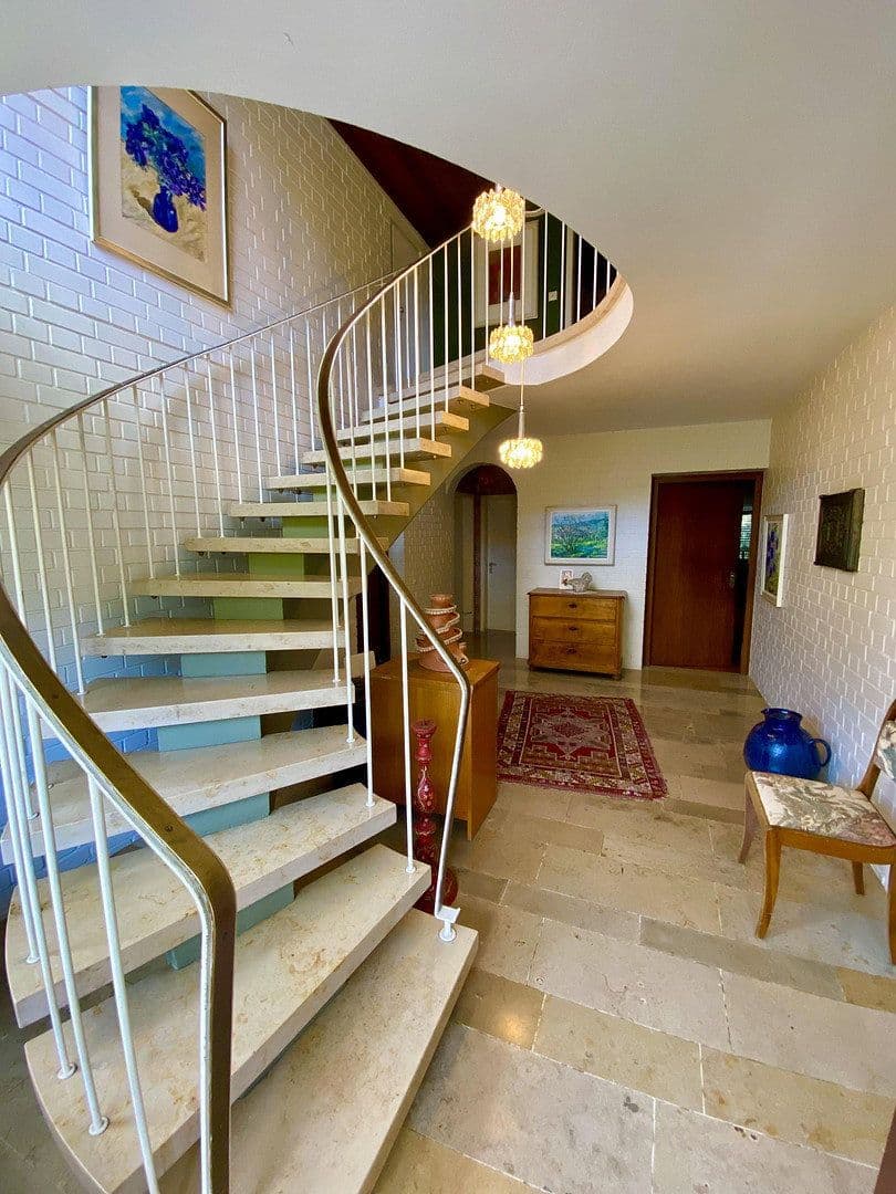 Prodej domu 240 m², pozemek 1.215 m², Panoramaweg 15, Rudersberg, Bádensko-Württembersko Prodej domu 240 m², pozemek 1.215 m², Panoramaweg 15, Rudersberg, Bádensko-Württembersko