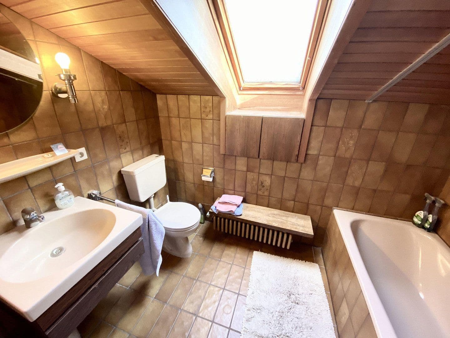 Prodej domu 240 m², pozemek 1.215 m², Panoramaweg 15, Rudersberg, Bádensko-Württembersko Prodej domu 240 m², pozemek 1.215 m², Panoramaweg 15, Rudersberg, Bádensko-Württembersko