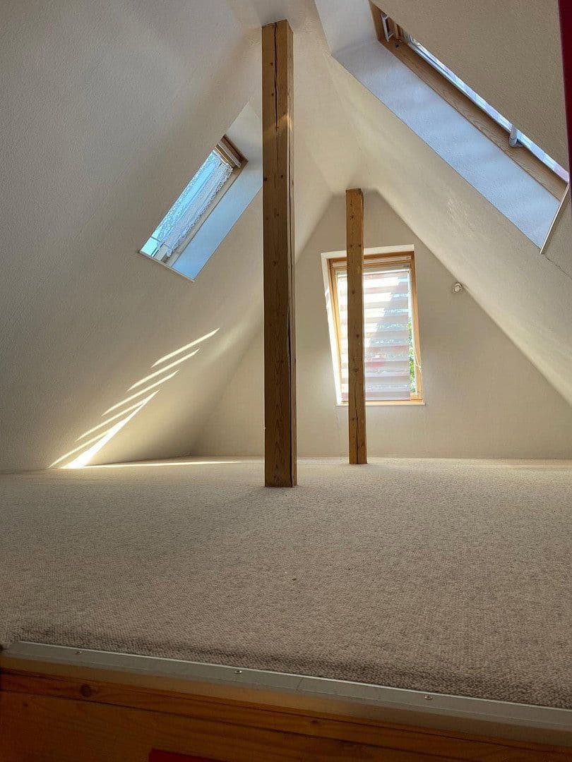 Prodej domu 200 m², pozemek 1.000 m², Chemnitz, Sasko Prodej domu 200 m², pozemek 1.000 m², Chemnitz, Sasko