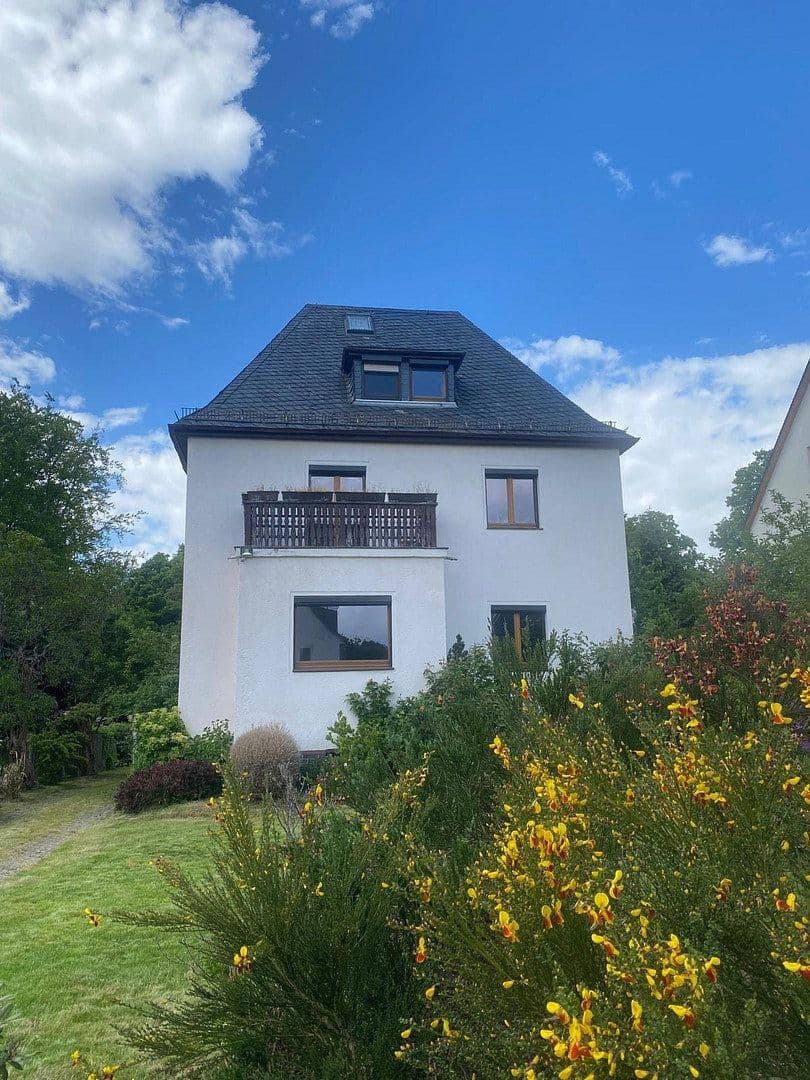 Prodej domu 200 m², pozemek 1.000 m², Chemnitz, Sasko Prodej domu 200 m², pozemek 1.000 m², Chemnitz, Sasko