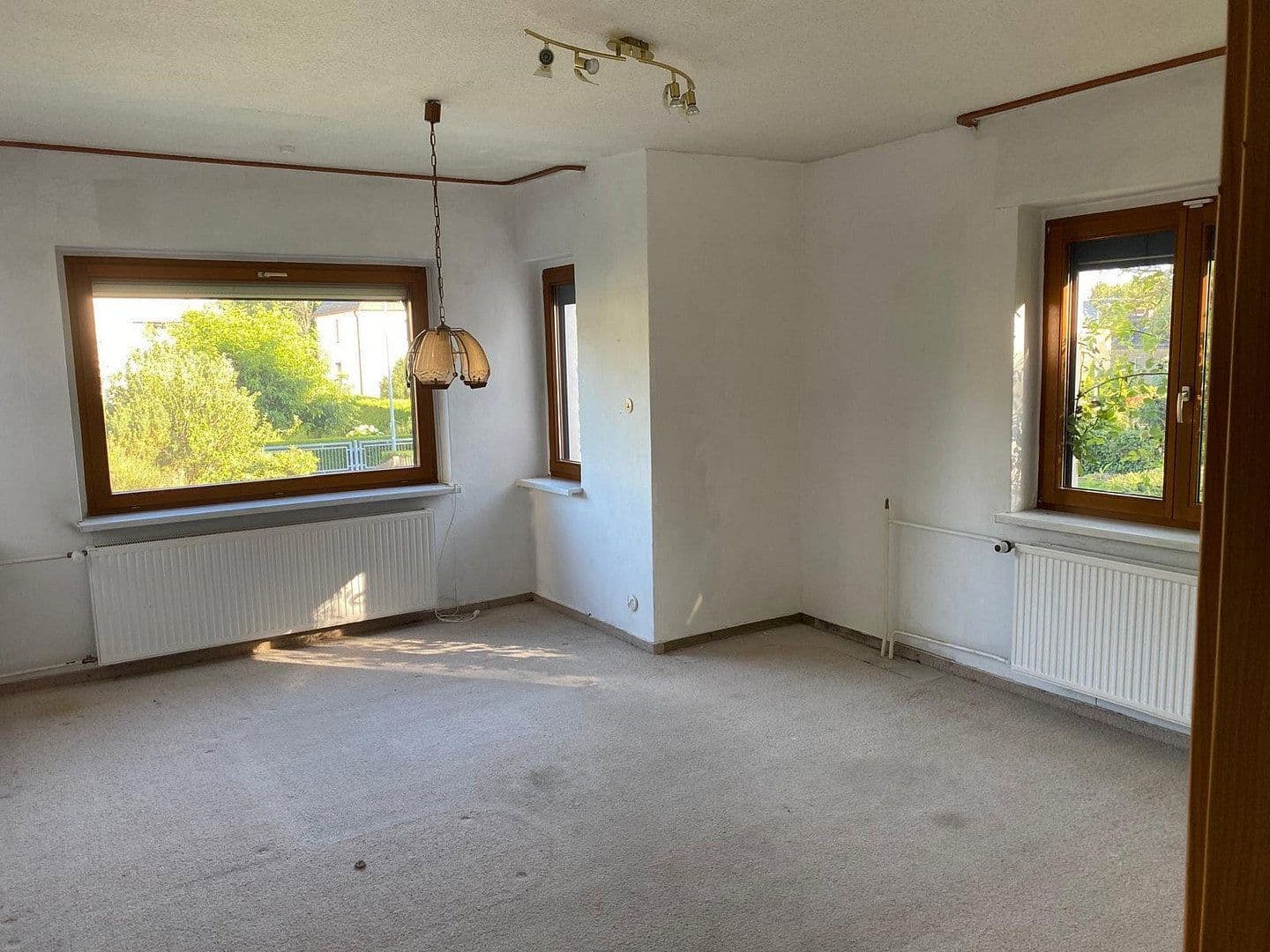 Prodej domu 200 m², pozemek 1.000 m², Chemnitz, Sasko Prodej domu 200 m², pozemek 1.000 m², Chemnitz, Sasko