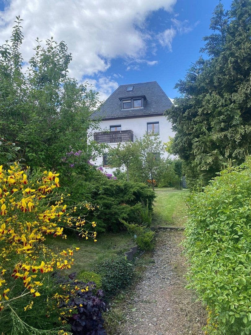 Prodej domu 200 m², pozemek 1.000 m², Chemnitz, Sasko Prodej domu 200 m², pozemek 1.000 m², Chemnitz, Sasko