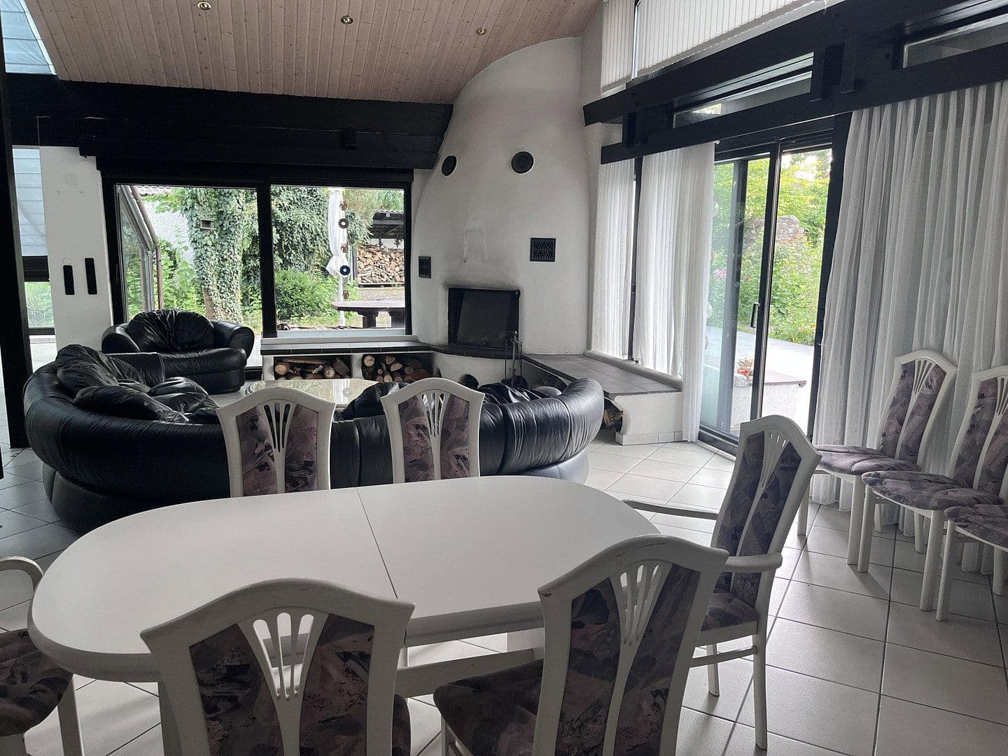 Prodej domu 591 m², pozemek 4.760 m², Möhrendorf, Bavorsko Prodej domu 591 m², pozemek 4.760 m², Möhrendorf, Bavorsko