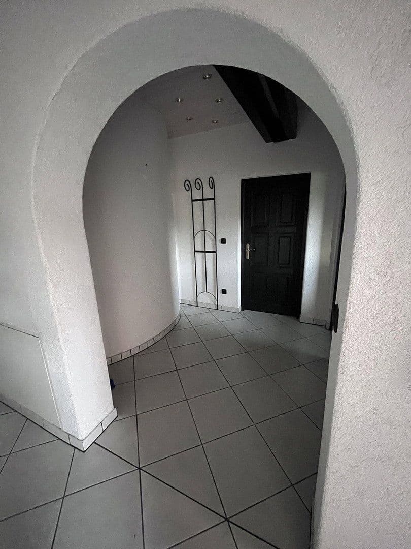 Prodej domu 591 m², pozemek 4.760 m², Möhrendorf, Bavorsko Prodej domu 591 m², pozemek 4.760 m², Möhrendorf, Bavorsko