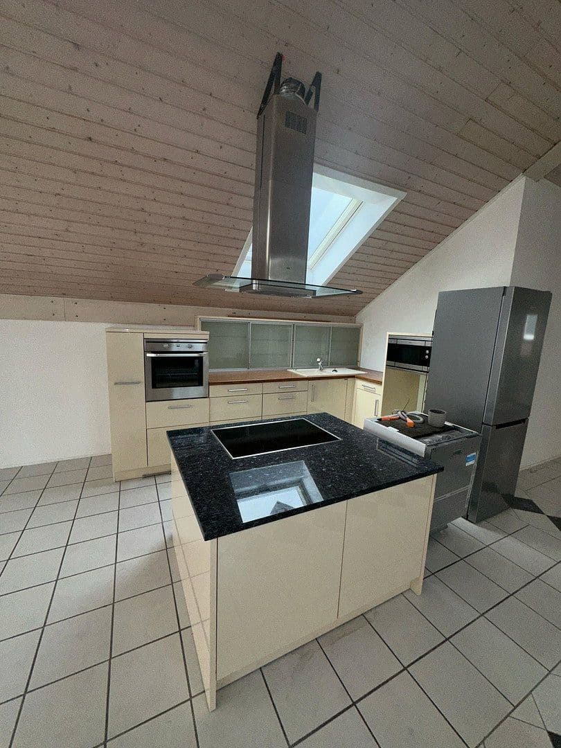 Pronájem bytu 2+1 90 m², Egelsbach, Hessen Pronájem bytu 2+1 90 m², Egelsbach, Hessen