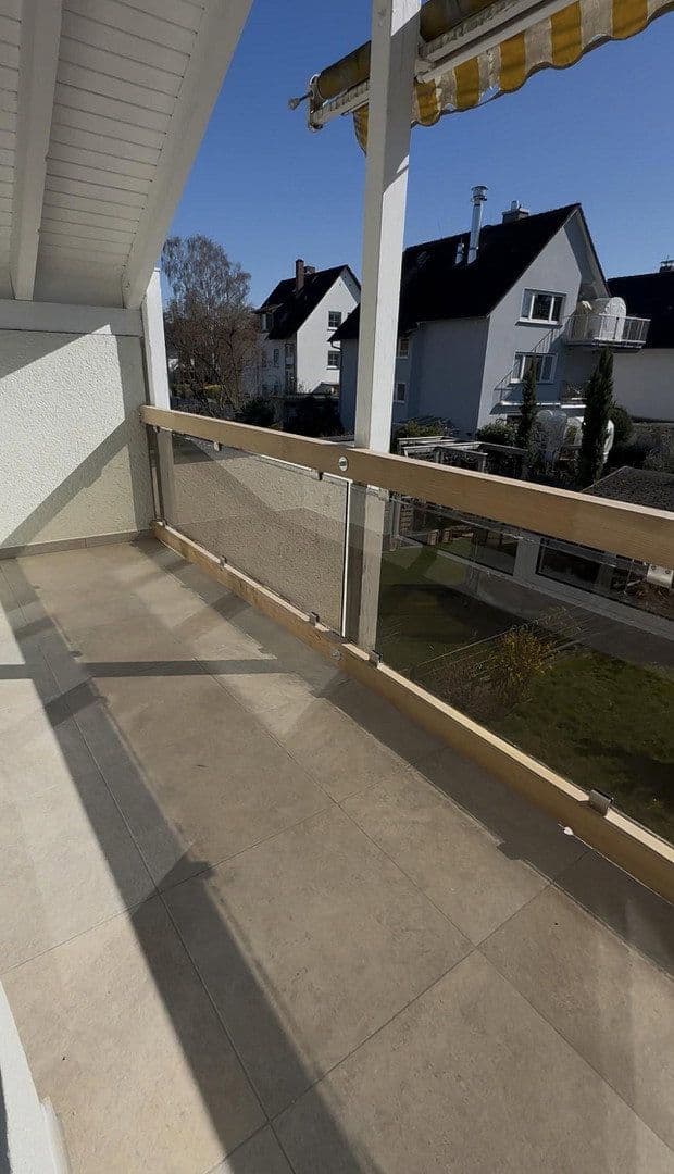 Pronájem bytu 2+1 90 m², Egelsbach, Hessen Pronájem bytu 2+1 90 m², Egelsbach, Hessen