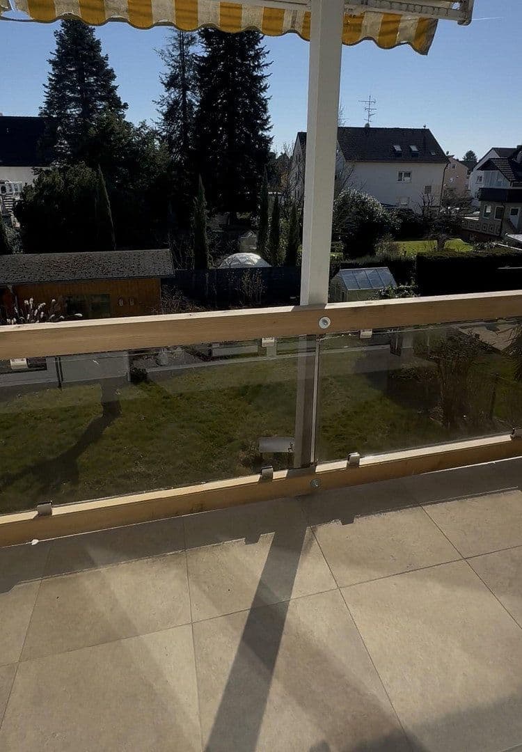 Pronájem bytu 2+1 90 m², Egelsbach, Hessen Pronájem bytu 2+1 90 m², Egelsbach, Hessen