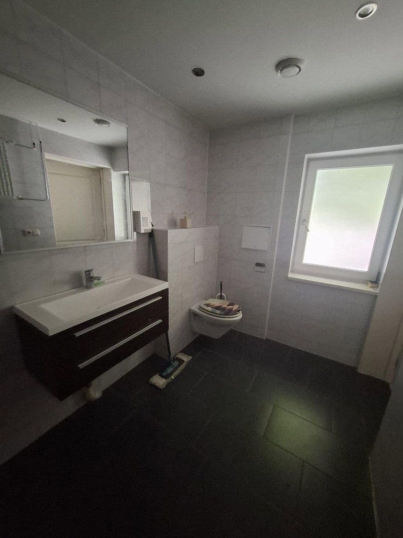 Pronájem bytu 3+1 131 m², Alte Blankenburger Str. 3, Thale, Sasko-Anhaltsko Pronájem bytu 3+1 131 m², Alte Blankenburger Str. 3, Thale, Sasko-Anhaltsko