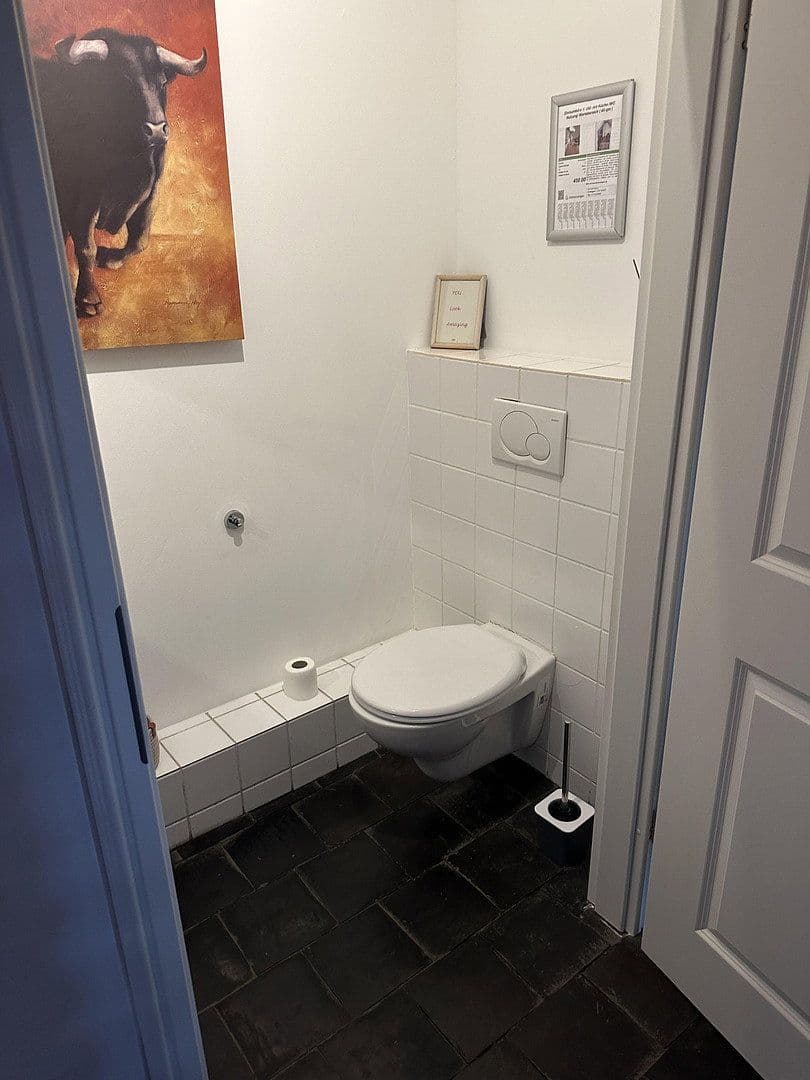 Pronájem kanceláře 154 m², Oberbenrader Strasse, Krefeld, Severní Porýní-Vestfálsko Pronájem kanceláře 154 m², Oberbenrader Strasse, Krefeld, Severní Porýní-Vestfálsko