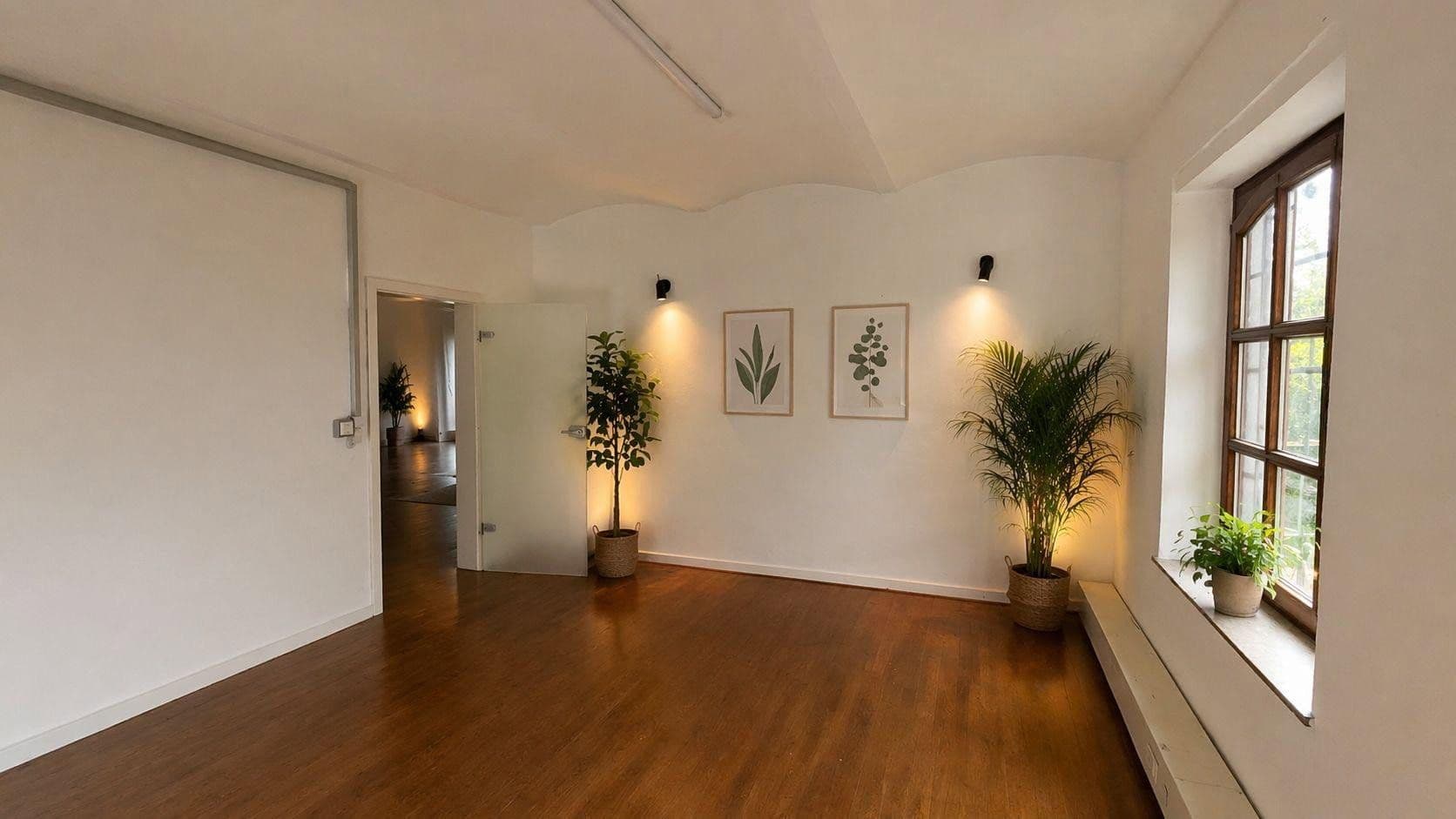 Pronájem kanceláře 154 m², Oberbenrader Strasse, Krefeld, Severní Porýní-Vestfálsko Pronájem kanceláře 154 m², Oberbenrader Strasse, Krefeld, Severní Porýní-Vestfálsko