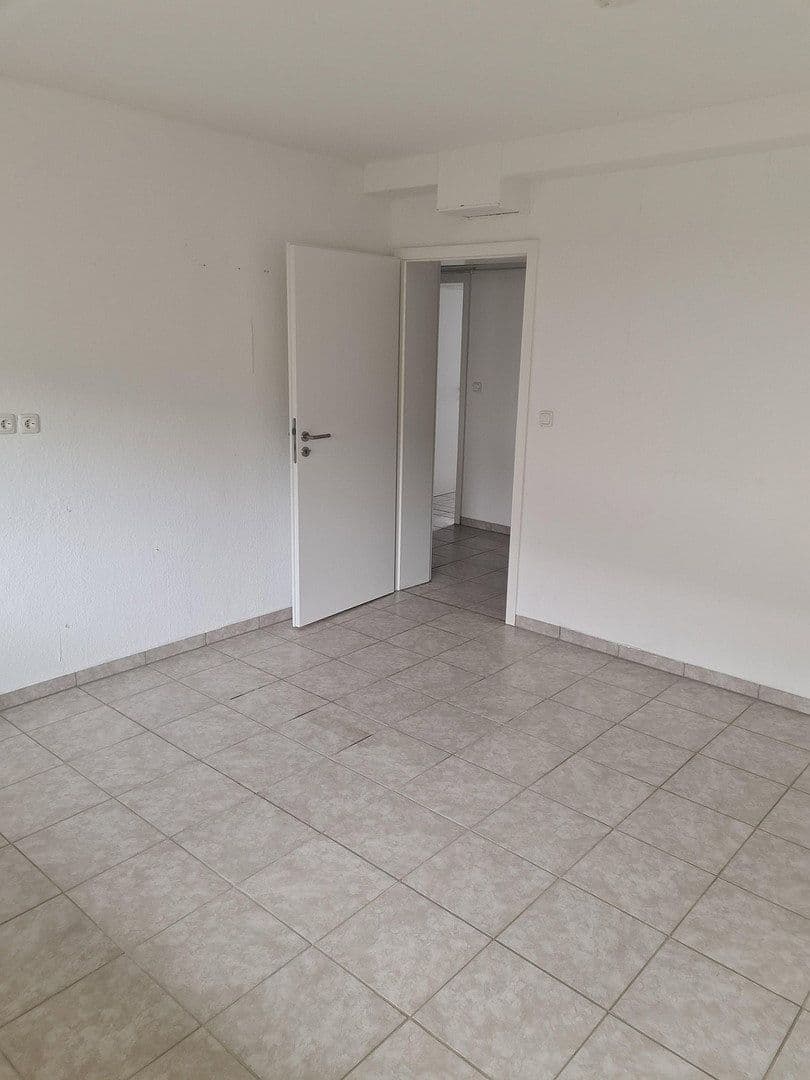 Pronájem bytu 3+kk 110 m², Sinntal, Hessen Pronájem bytu 3+kk 110 m², Sinntal, Hessen
