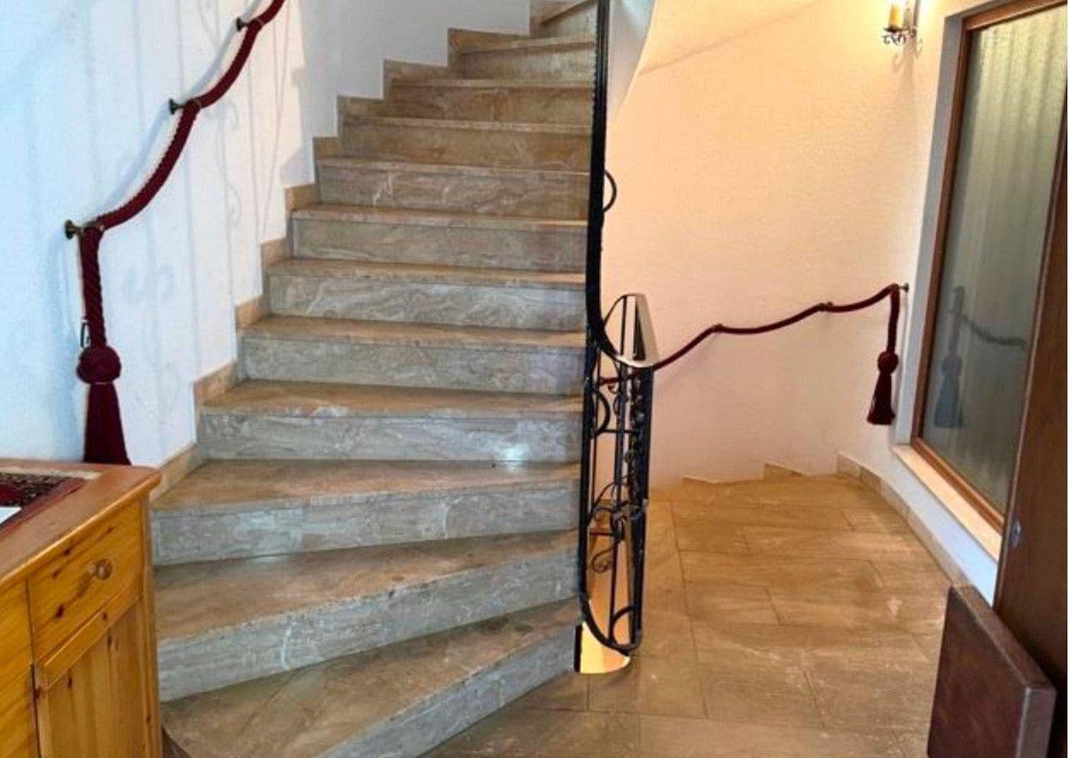 Prodej domu 220 m², pozemek 1.112 m², Wiesloch, Bádensko-Württembersko Prodej domu 220 m², pozemek 1.112 m², Wiesloch, Bádensko-Württembersko