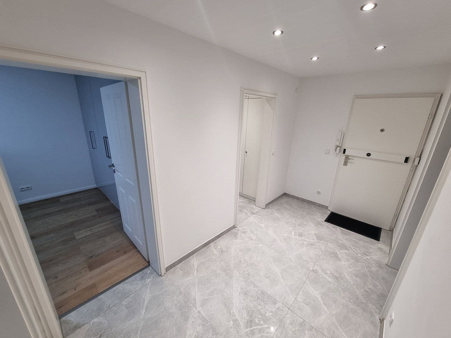 Pronájem bytu 2+1 57 m², Hamburg, Hamburg Pronájem bytu 2+1 57 m², Hamburg, Hamburg