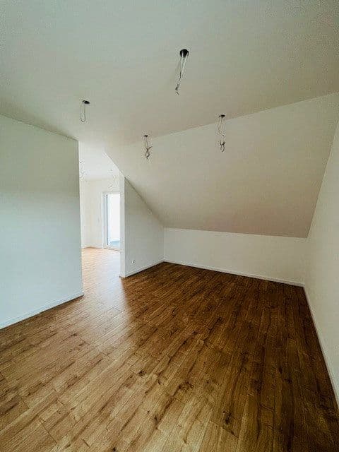 Pronájem domu 182 m², pozemek 334 m², Schwester Anna Straße 4b, Rümmelsheim, Porýní-Falc Pronájem domu 182 m², pozemek 334 m², Schwester Anna Straße 4b, Rümmelsheim, Porýní-Falc