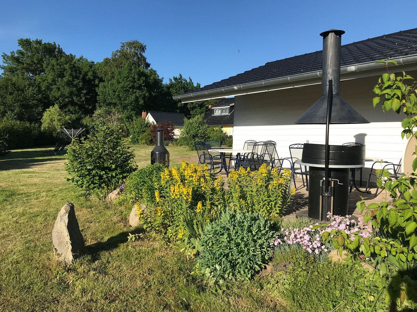 Prodej domu 244 m², pozemek 13.600 m², Dorfstraße, 16, Neuenkirchen, Mecklenburg-Vorpommern Prodej domu 244 m², pozemek 13.600 m², Dorfstraße, 16, Neuenkirchen, Mecklenburg-Vorpommern