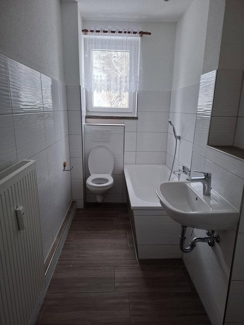 Pronájem bytu 2+1 59 m², Marxstr. 5, Saský Jindřichov, Sasko Pronájem bytu 2+1 59 m², Marxstr. 5, Saský Jindřichov, Sasko