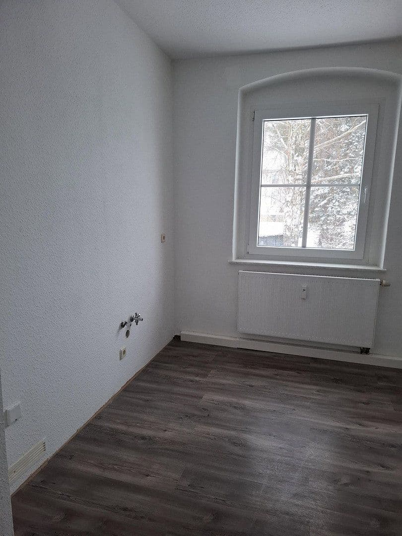 Pronájem bytu 2+1 59 m², Marxstr. 5, Saský Jindřichov, Sasko Pronájem bytu 2+1 59 m², Marxstr. 5, Saský Jindřichov, Sasko